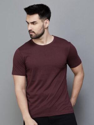 Men's Classic Maroon Plain T-Shirt - Timeless Style for Every Wardrobe
