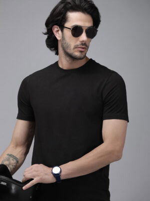 Men's Classic Black Plain T-Shirt - Timeless Style for Every Wardrobe